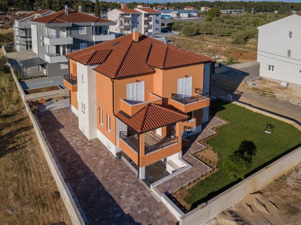 Villa Suzana Biograd Na Moru Exterior foto